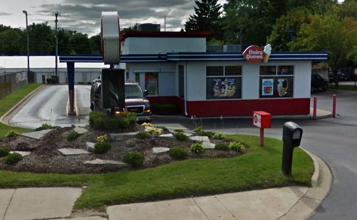 Hot n Now Hamburgers - Waterford - 4683 Dixie Hwy (newer photo)